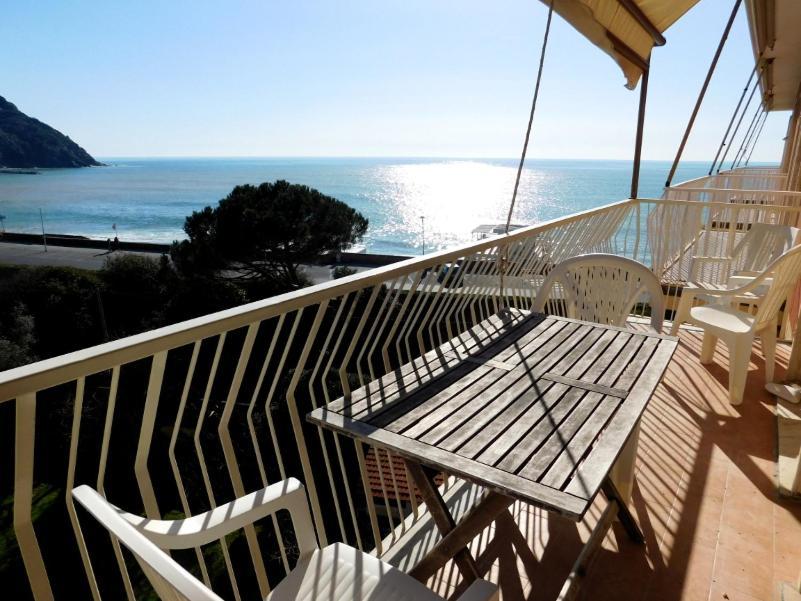 Spazioso Appartamento Vista Mare, Levanto Exterior photo